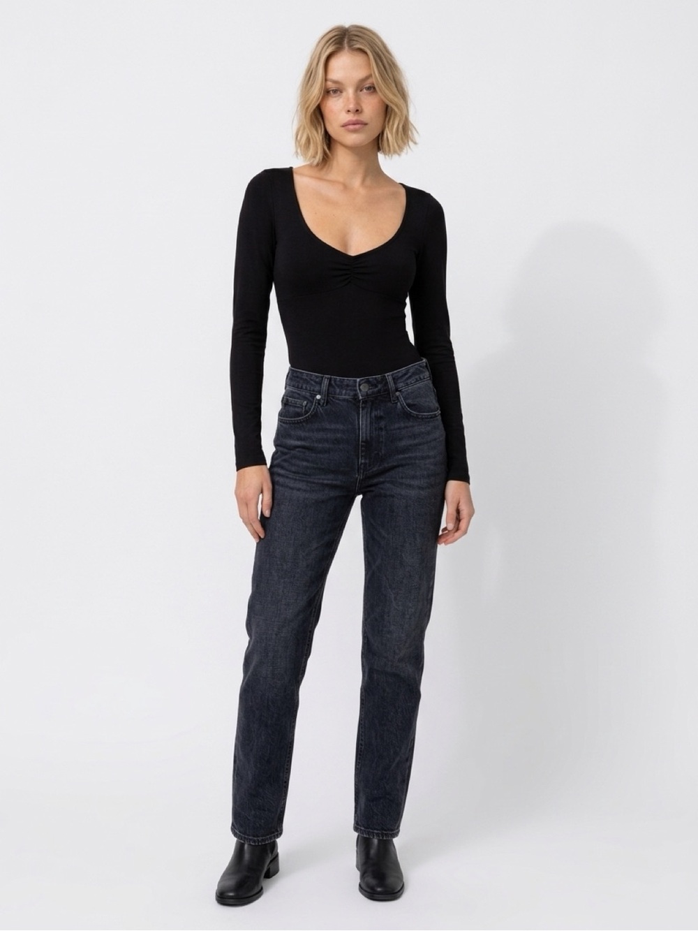 Edikted Black Long-Sleeve Scoop Neck Bodysuit